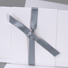 Grijs satijnen lint 90 cm