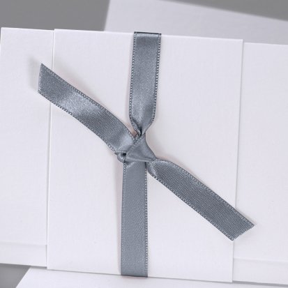 Grijs satijnen lint 90 cm